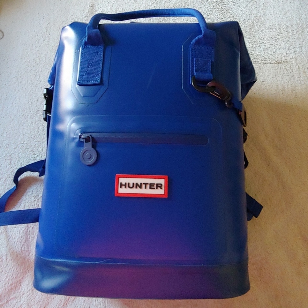 Hunter blue cooler